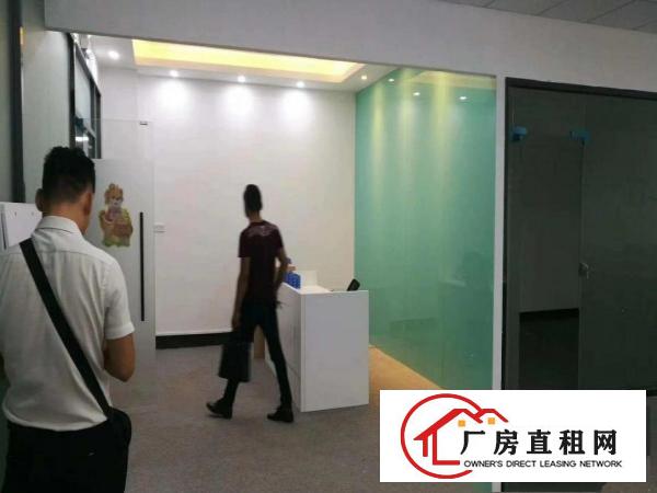 
		龙胜地铁站新出500平原房东带精装修电商园厂房出租
	
