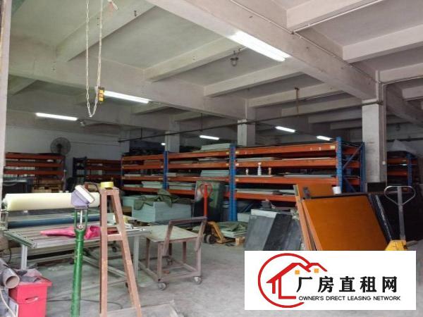
		龙华清湖新出一楼标准厂房720平方出租
	
