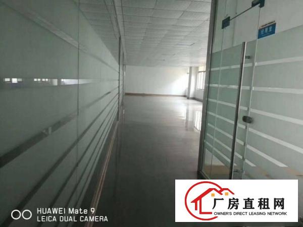 
		龙华大浪工业区带办公室装修独院厂房6600平方出租
	