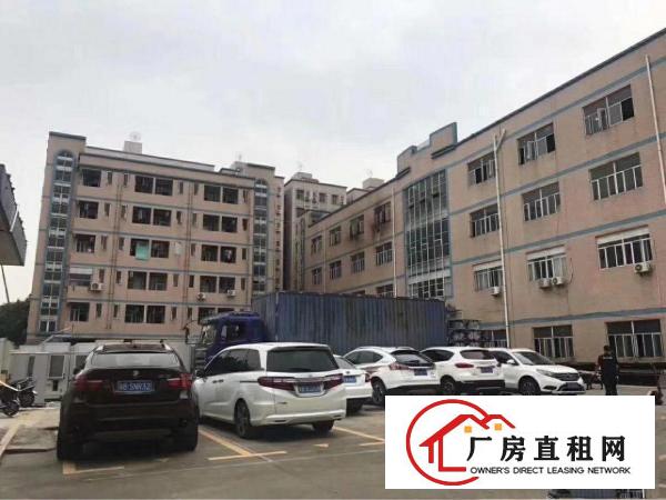 
		龙华原房东带红本独院7200平，租期5年
	