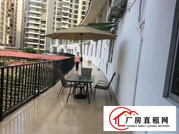 
		龙华清湖地铁站5500精装办公室大小可分租
	