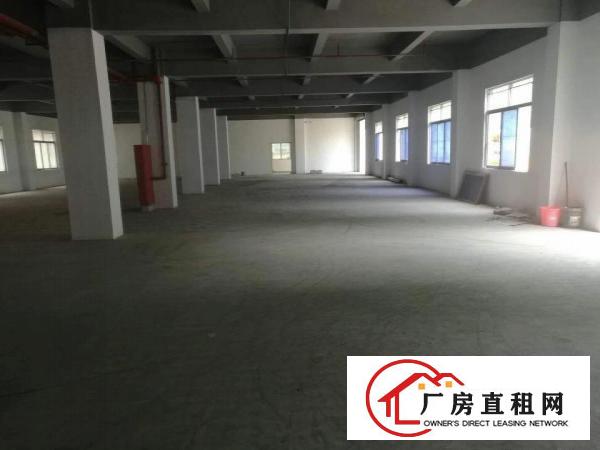 
		龙华民治布龙路边一楼700平方精装修厂房出租
	
