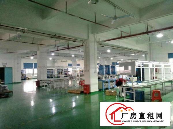 
		公明原业主一楼1000，楼上2000平厂房出租！
	