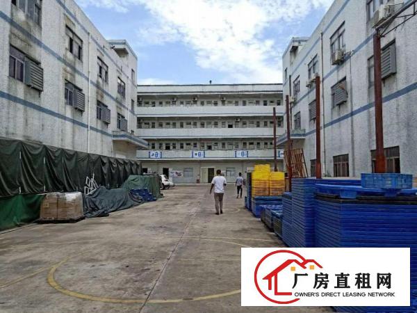 
		公明上村一楼5.5米高带卸货平台1350平出租
	