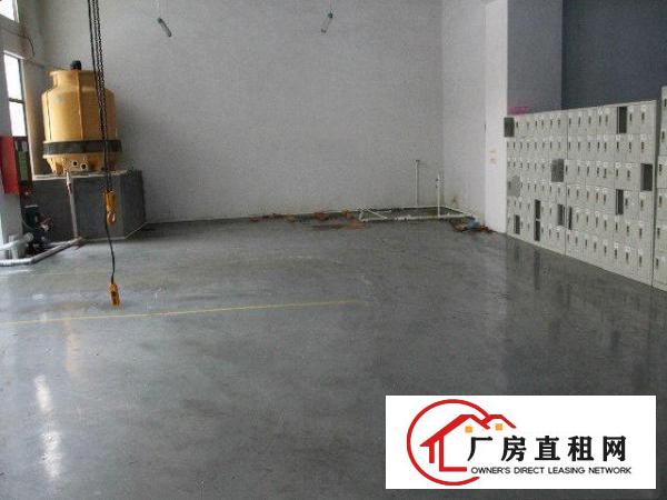 
		公明双高速路口2030平米精装修厂房出租
	