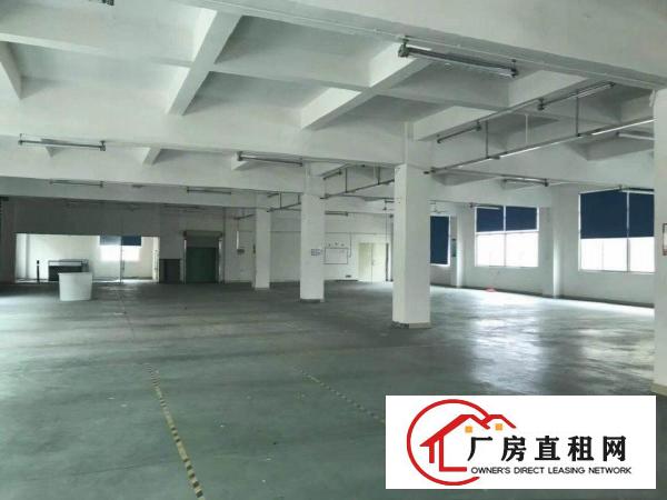 
		公明汽车站附近新出楼上精装修厂房1580平米出租
	