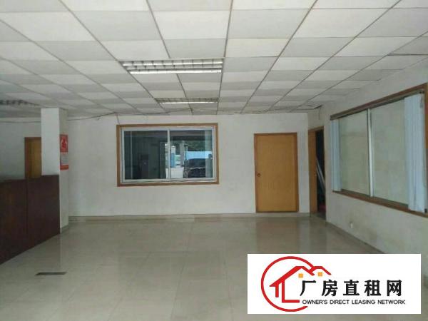 
		公明龙大高速出口新出单一层厂房5000平米可分租
	