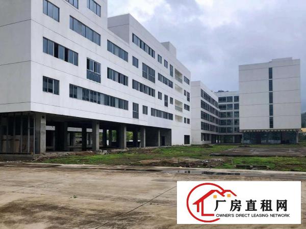 
		大鹏新区全鑫工业园50000平米全面招租！！
	