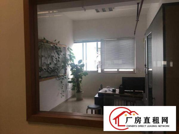 
		出租沙头角整层厂房情况特殊价格超低
	