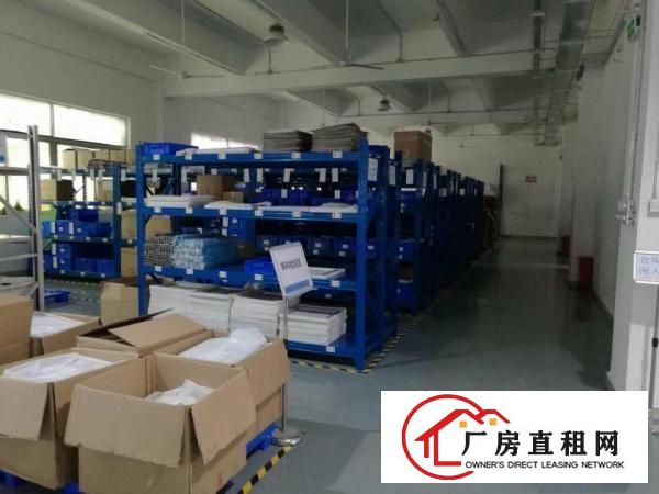 
		出租龙岗中心村南联新出2000平带装修厂房出租
	