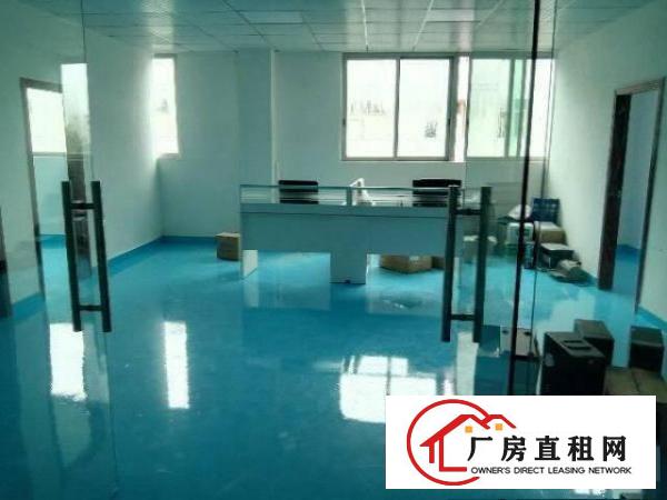 
		龙岗中心城南联南约厂房500平至1000平出租
	