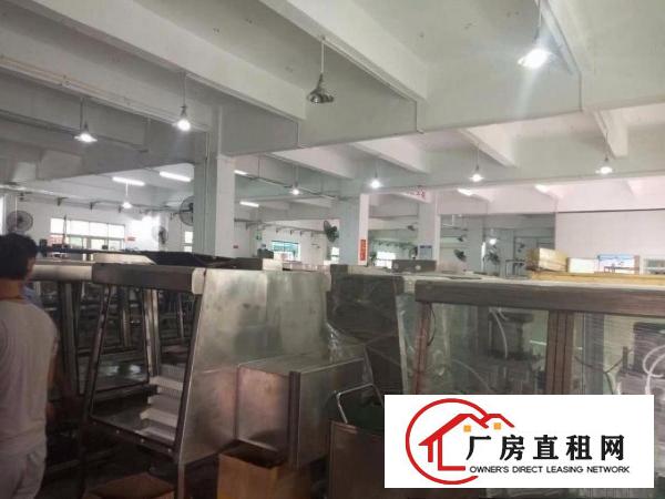 
		南联地铁站或南通道一楼带装修厂房1100平出租
	