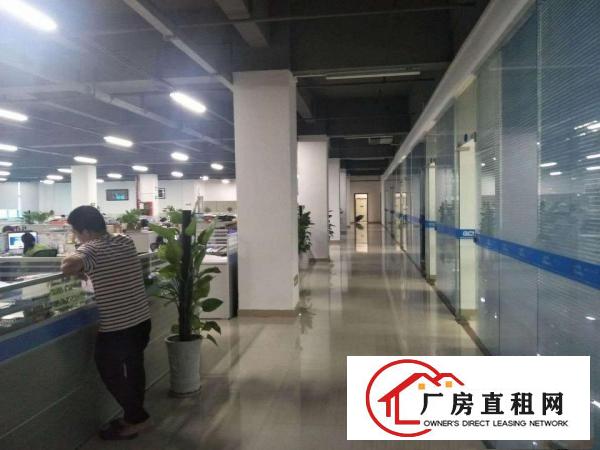 
		龙岗中心城五联原房东红本独院厂房出租5700平米带豪华装修
	