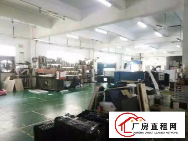 
		龙岗南联新出楼上1100平米带办公室厂房出租
	
