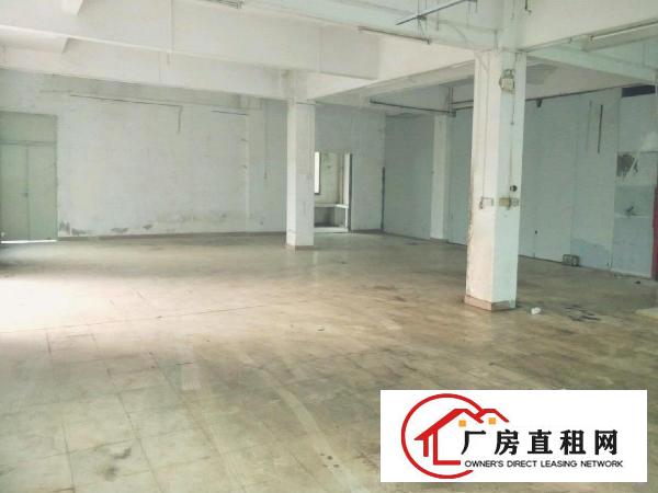 
		(一楼)龙岗同乐350平方厂房出租！！！可分租
	