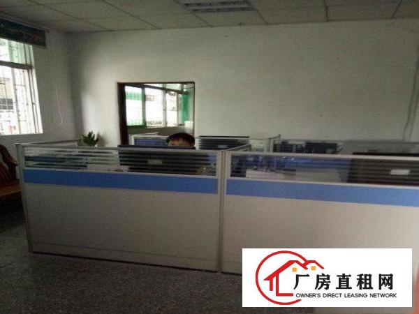 
		龙岗同乐深汕路旁新出一楼450平米厂房出租
	