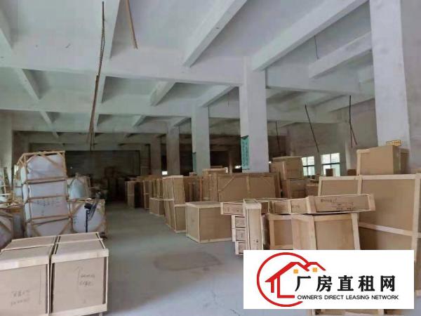 
		(一楼)龙岗五联空地超大独门独院厂房一楼1360平急租！
	