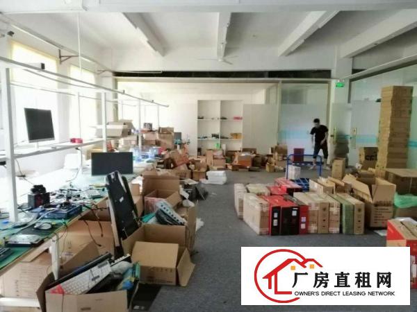 
		南联楼上精装修500平米适合电商办公小生产
	