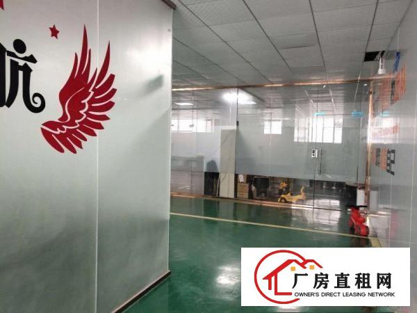 
		龙岗嶂背村委独院厂房出租3600平米形象好空地大带装修
	