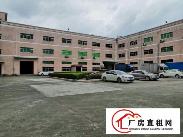 
		嶂背路口原房东一楼1300平招租
	