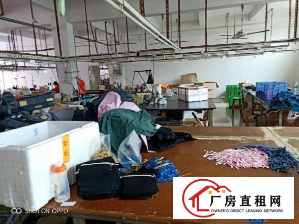 
		龙岗中心城南联怡丰路厂房450平米
	