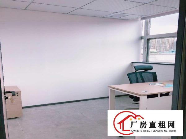 
		出租龙岗区龙岗中心城写字楼办公室，880起全包配红本
	