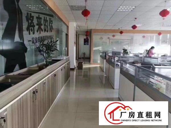 
		南联新出整层1800平方厂房招租精装修办公室和地坪漆
	