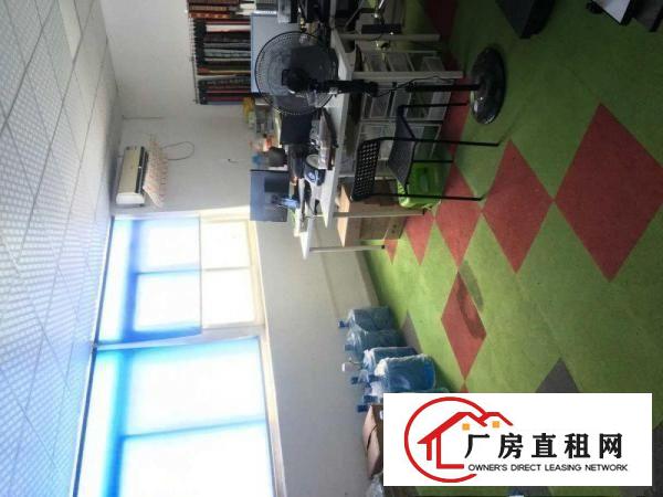 
		出租龙岗区龙岗中心城厂房租五联市场厂房
	