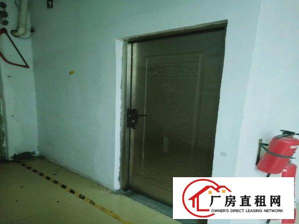 
		龙岗中心城南联银翠路华丹医院附近厂房450平米
	