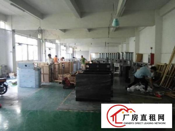 
		龙岗中心城南约楼上精装修厂房650平方招租（可办理环评）
	