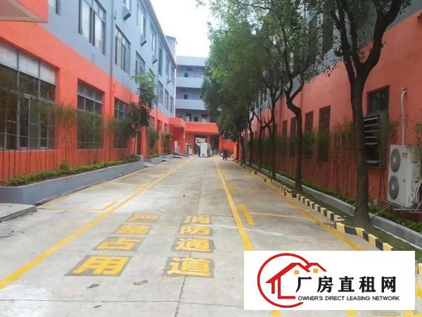 
		龙岗爱联嶂背工业区全新独院厂房6千平米招租
	