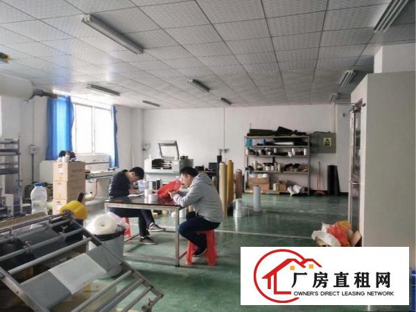 
		龙岗中心城新生4890平米独院厂房出租可分租
	