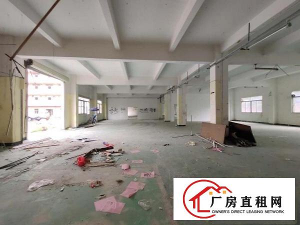 
		龙岗南联原房东一楼900平厂房招租水电齐全
	