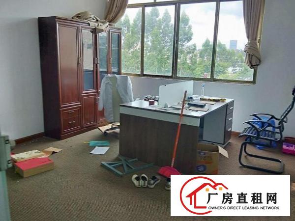 
		龙岗中心城新出适合小加工电商仓库厂房420平
	