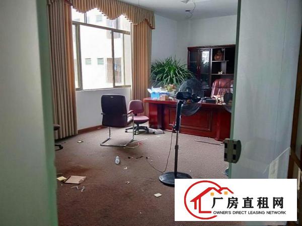 
		龙岗中心城新出适合小加工电商仓库厂房420平
	