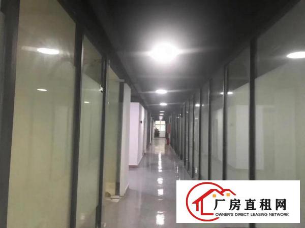 
		龙岗中心城龙西新出适合电商仓库厂房350平
	