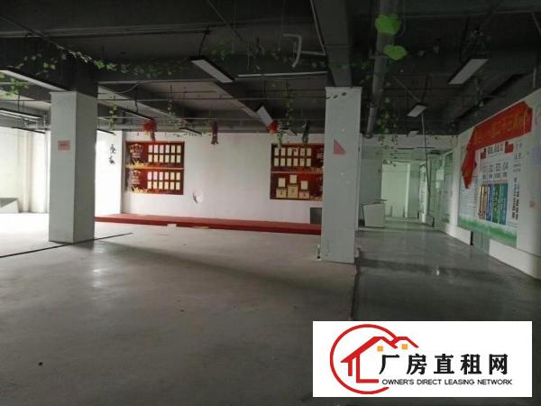 
		（业主直招）龙岗南联地铁口厂房仓库大小招租22平起
	