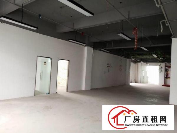 
		（业主直招）龙岗南联地铁口厂房仓库大小招租22平起
	