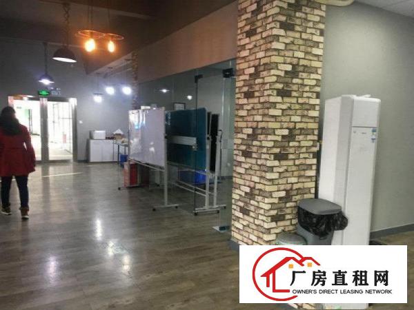
		南联地铁站精装修300/700/2000平方可分租
	