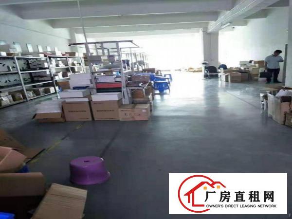 
		龙岗龙东地铁口原房东花园式厂房楼上400平
	