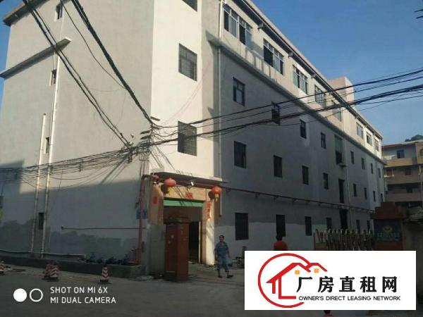 
		龙岗爰联嶂背可签10年合同独门独院5000平方厂房出租
	