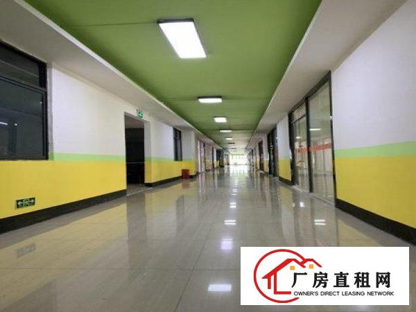 
		龙岗南联地铁口70平仓库出租2170元月
	