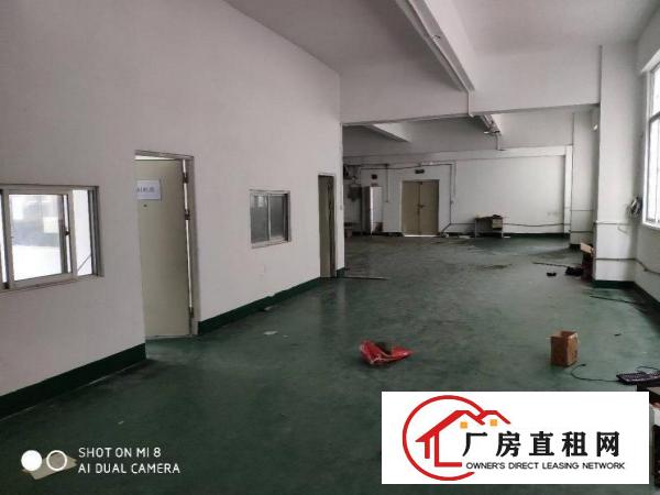 
		龙岗爱联嶂背原房东楼上400平方实际面积带装修厂房出租带电梯
	
