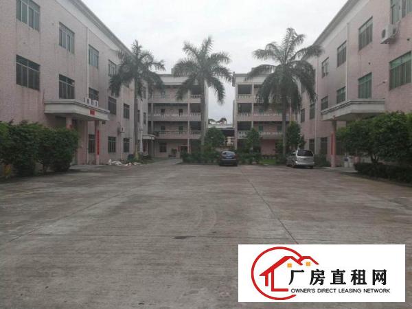 
		龙岗大道边厂房3楼1200平，精装修，免费使用
	