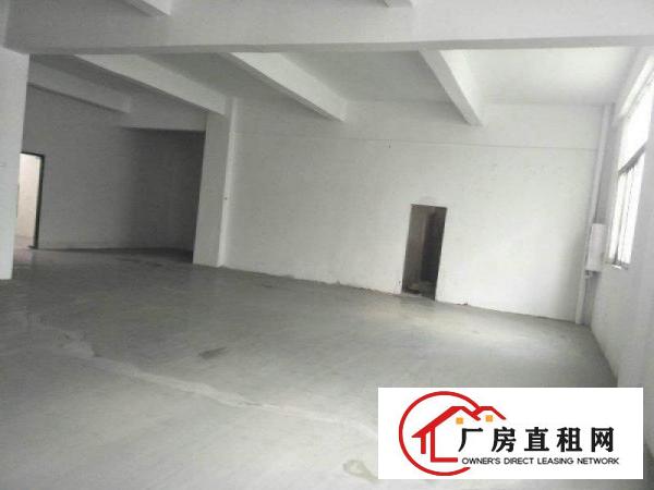 
		龙岗南联地铁口仓库小加工厂房招租22元平起
	