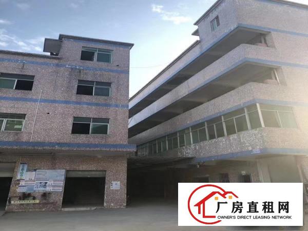 
		五联独院三层厂房共3300平方米：可分租：有电梯
	