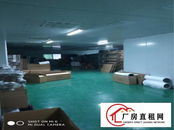 
		龙岗新生原房东楼上800平方米厂房出租，带简装修
	