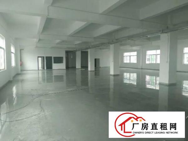
		龙岗中心城原房东独院厂房出租4800平可分租
	
