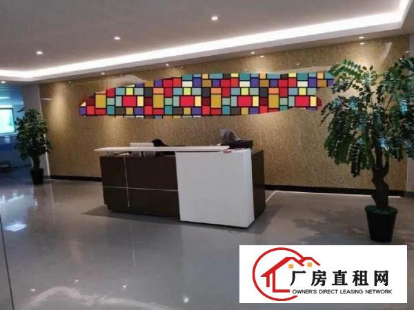 
		龙岗嶂背经典小独院3600平厂房出租可分租有装修
	