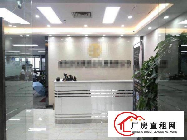 
		龙岗吉祥地铁口附近豪华装修办公室火热招租70平起分
	